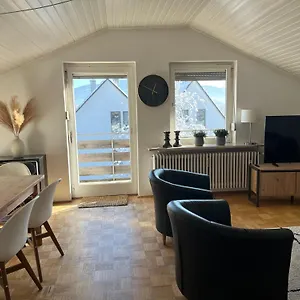 Apartment Helle, Ruhige Mit Balkon, Bad Tölz
